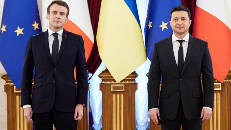 Verhandlungsmarathon für Macron: Einen Tag nach dem Treffen mit Putin kommt der französische Präsident auch mit seinem ukrainischen Amtskollegen Selenskyj zusammen.