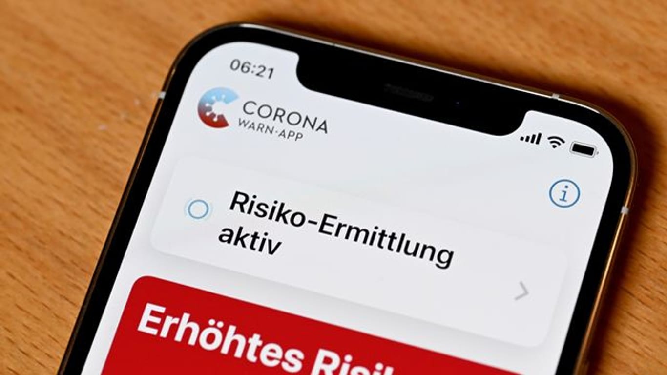 Rote Warnmeldung auf der Corona-App: Für einen PCR-Test reicht sie nicht mehr.