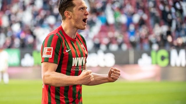 Michael Gregoritsch von Augsburg könne sich "vorstellen, in die Premier League zu gehen. Michael Gregoritsch von Augsburg könne sich "vorstellen, in die Premier League zu gehen.