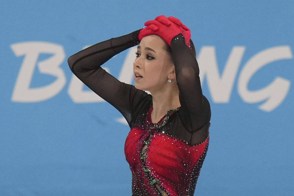 Kamila Valieva: Die 15-Jährige verzauberte Zuschauer im Eiskunstlauf-Wettbewerb – nun droht ein Doping-Skandal.