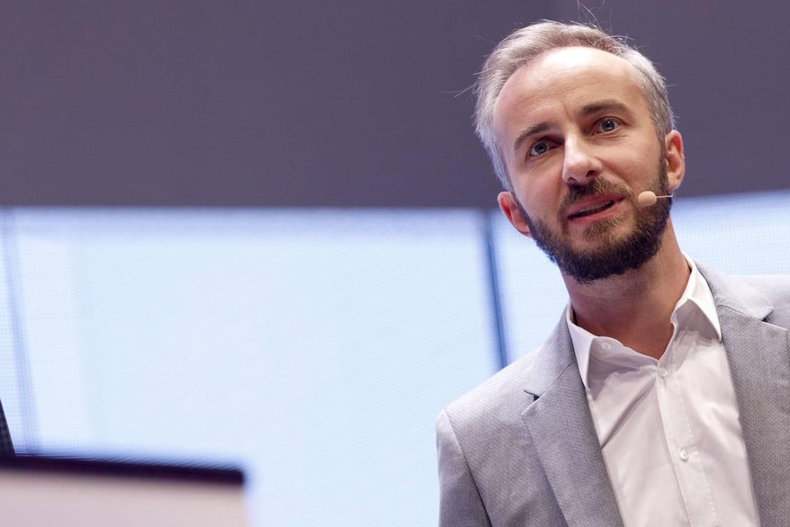 Jan Böhmermann: Der Satiriker hatte schon 2019 eine Verfassungsbeschwerde eingereicht.