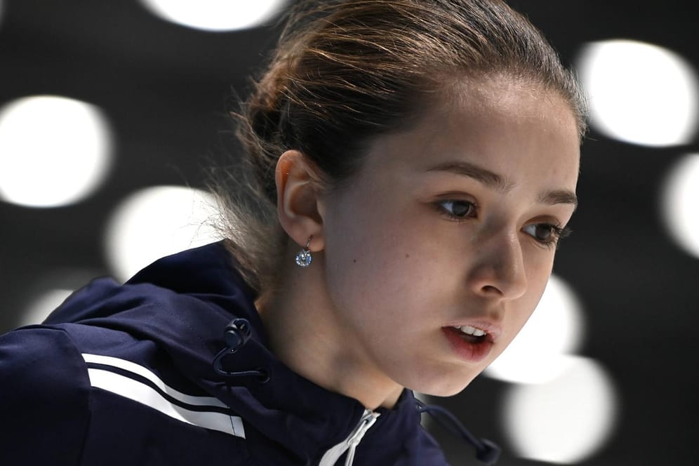 Kamila Valieva: Die erst 15-jährige Eiskunstläuferin sorgt bei Olympia für Aufsehen.