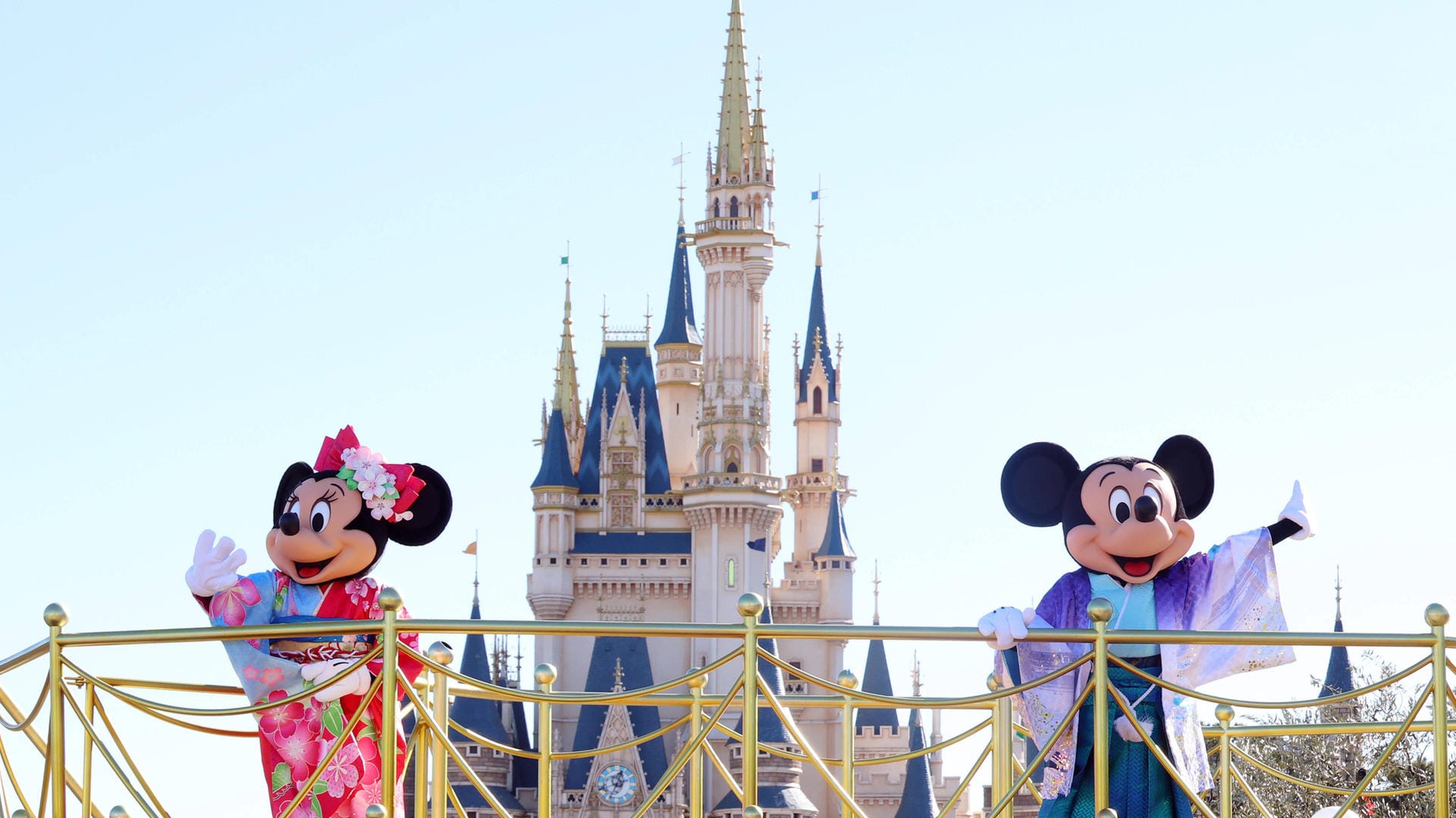 Disneyland Japan (Symbolbild): Der Konzern konnte durch die Wiederöffnung der Parks in verschiedenen Ländern seinen Gewinn steigern. Disneyland Japan (Symbolbild): Der Konzern konnte durch die Wiederöffnung der Parks in verschiedenen Ländern seinen Gewinn steigern.
