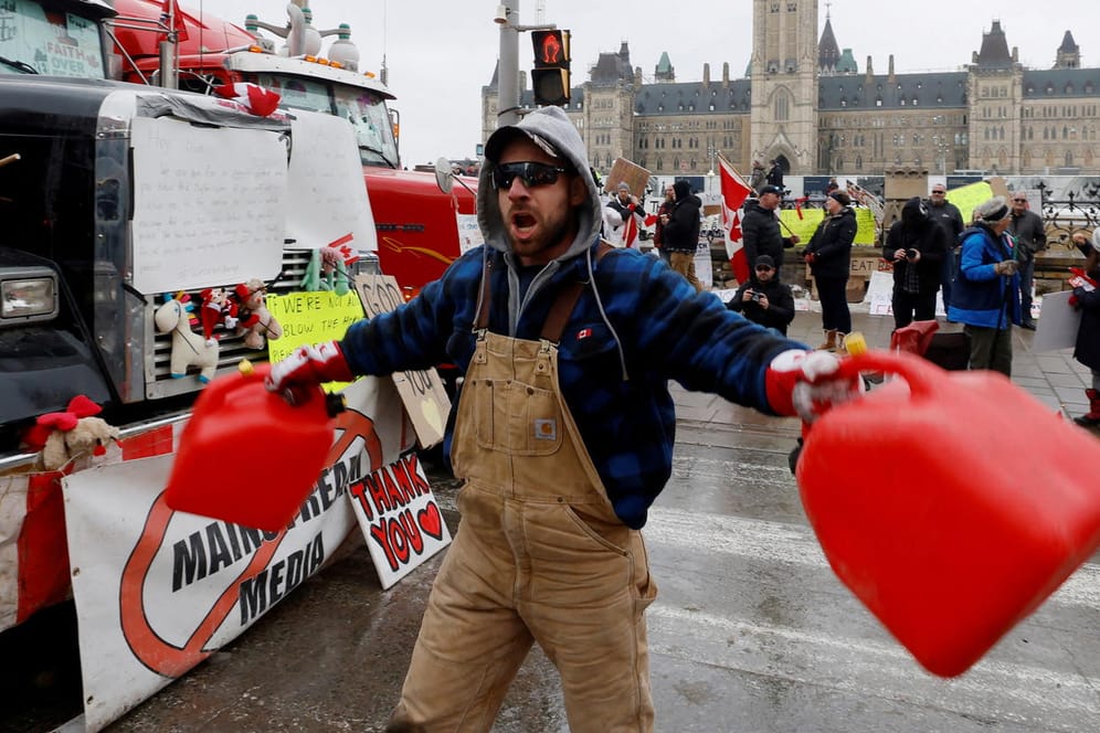 Gegen die Corona-Politik: Trucker und Impfgegner blockieren seit Tagen die kanadische Hauptstadt Ottawa.