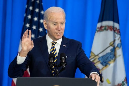 US-Päsident Joe Biden bei einer Rede im Bundesstaat Virginia.