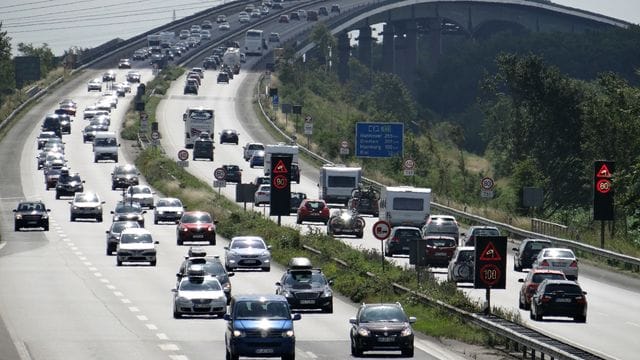 Verkehr auf der A7