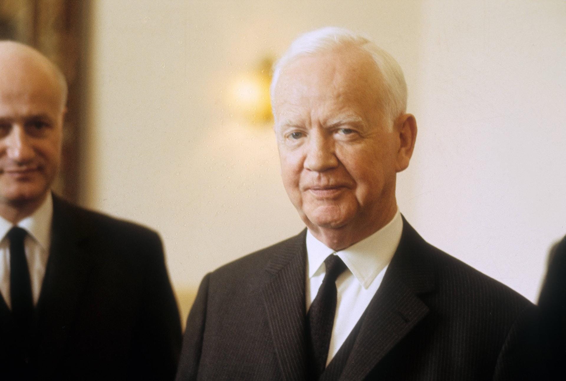 Heinrich Lübke: Er folgte 1959 auf Heuss und hatte das Amt bis 1969 inne.