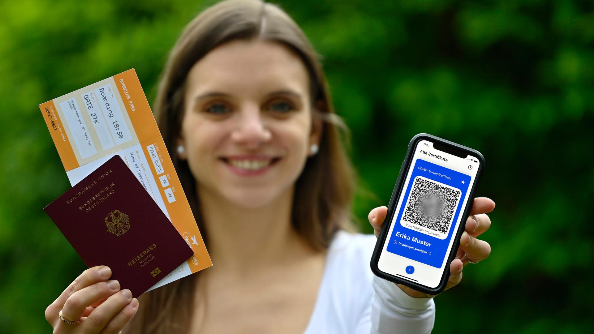 Impfnachweis im Urlaub: Welche App Corona-App ist aus Sicht des Reisenden die Beste?