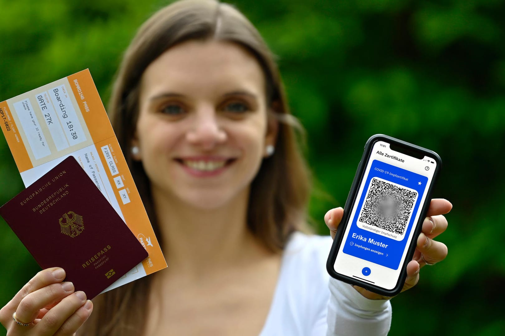 Impfnachweis im Urlaub: Welche App Corona-App ist aus Sicht des Reisenden die Beste?