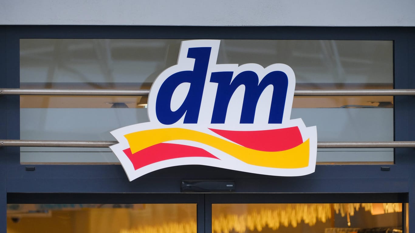 Deutschlands größte Drogeriemarktkette: dm startet ein neues Angebot für seine Onlinekunden.