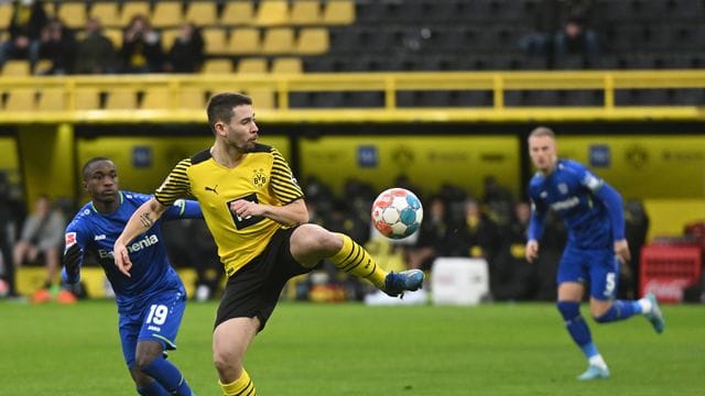 Freut sich auf das Zusammenspiel mit Niklas Süle: Dortmunds Raphael Guerreiro. Freut sich auf das Zusammenspiel mit Niklas Süle: Dortmunds Raphael Guerreiro.