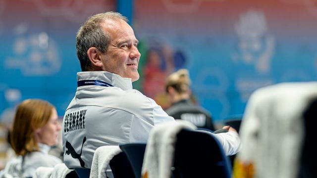 Frauen-Bundestrainer Henk Groener will mit seiner Mannschaft den nächsten Schritt Richtung EM machen.