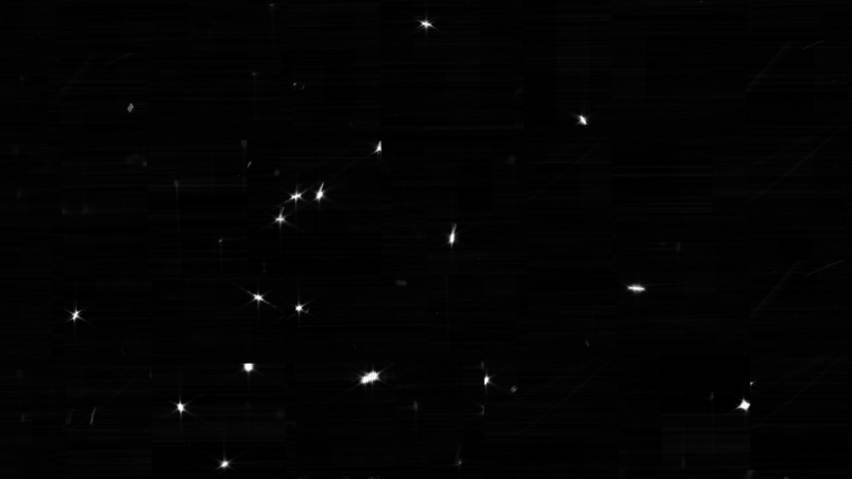 Das erste Foto des Teleskops zeigt den Stern HD 84406, mehrfach aufgenommen.