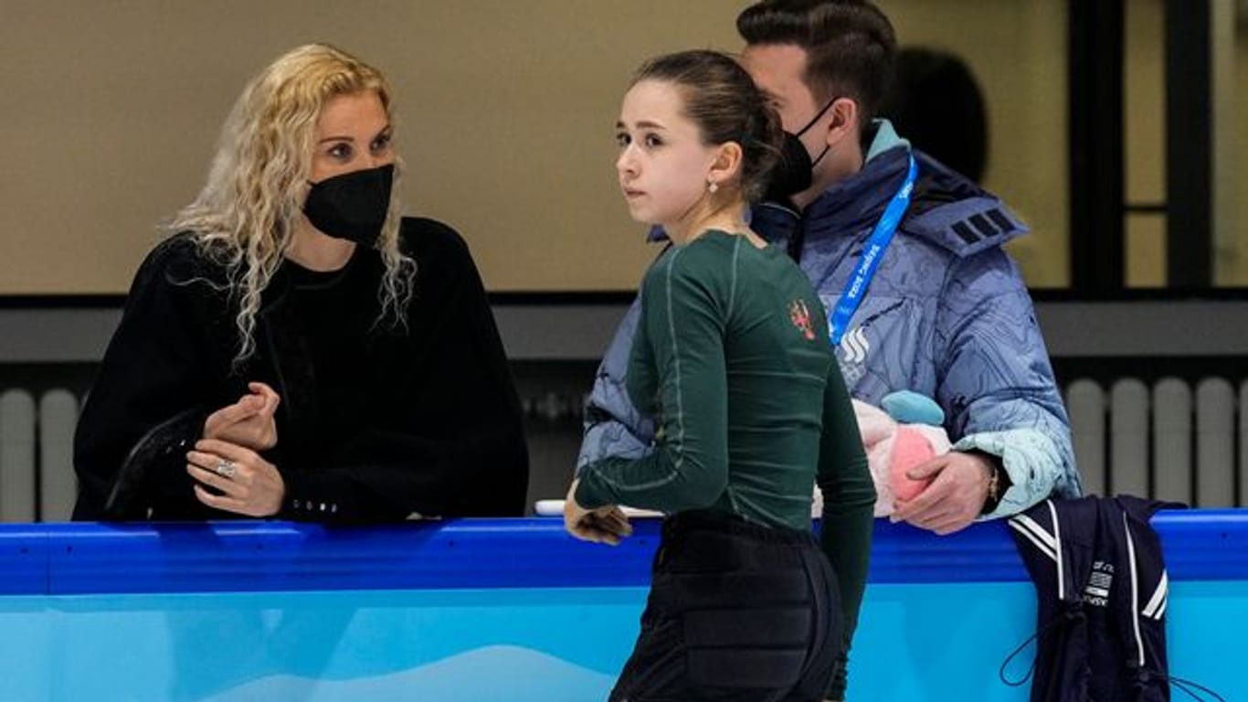 Die russische Eiskunstläuferin Kamila Walijewa beim Training.