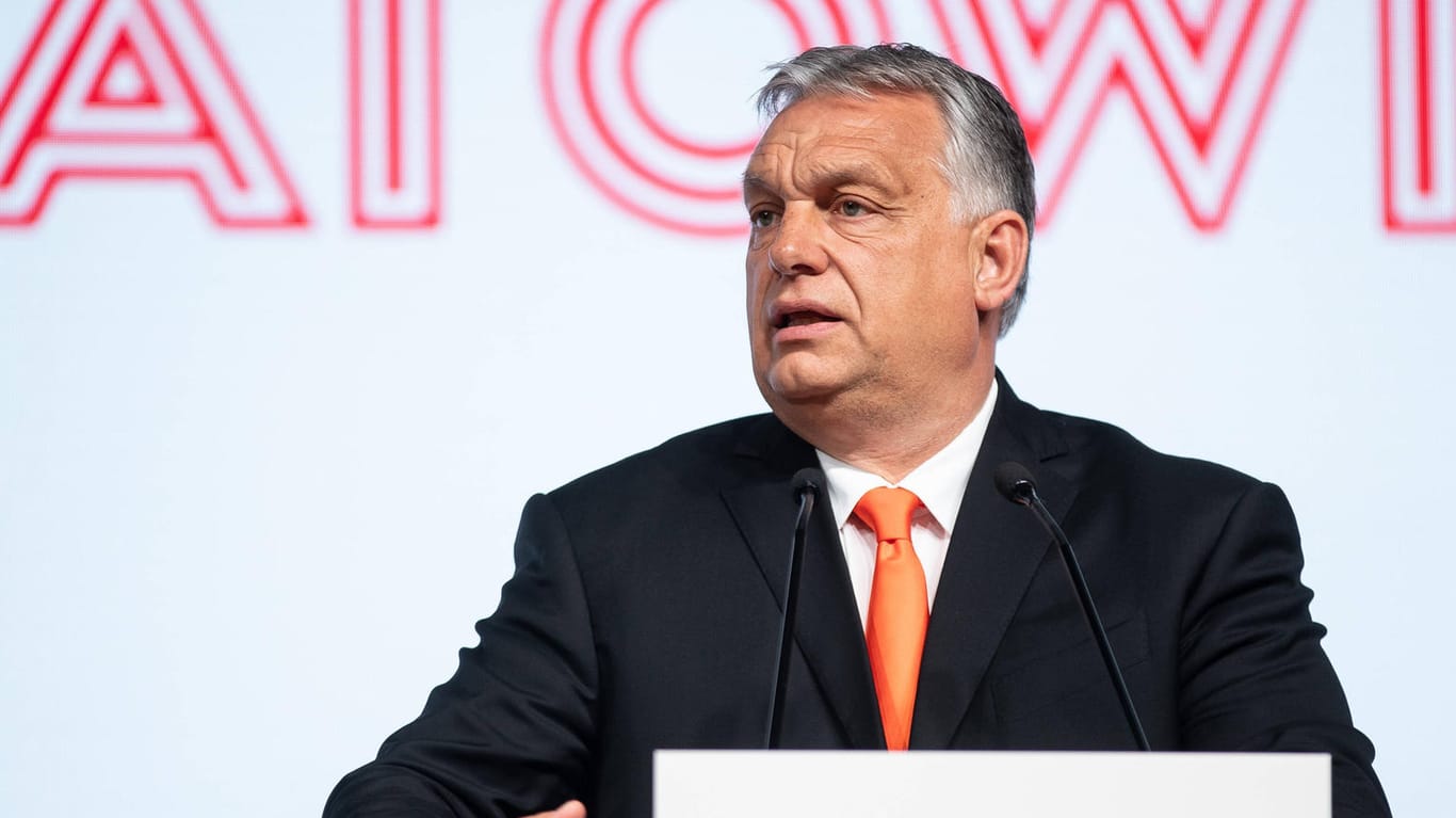 Viktor Orban: Ungarns Ministerpräsident hat erstmals über einen möglichen EU-Austritt Ungarns gesprochen.