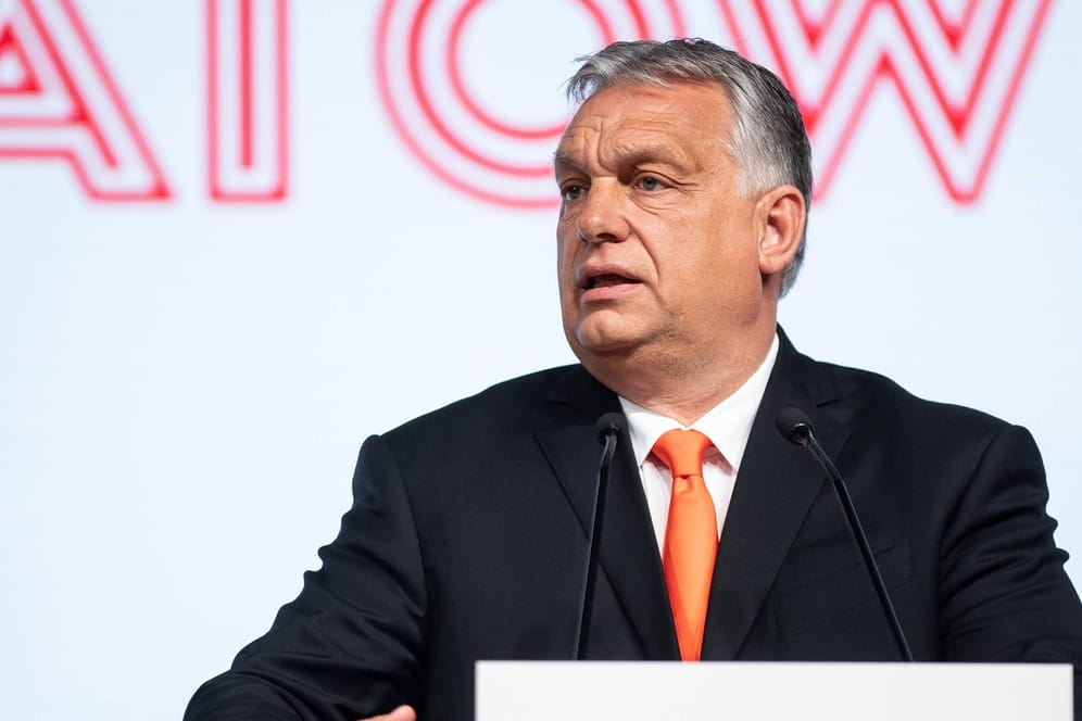 Viktor Orban: Ungarns Ministerpräsident hat erstmals über einen möglichen EU-Austritt Ungarns gesprochen.