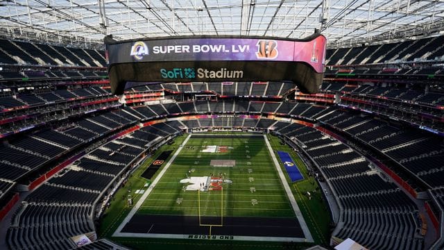 Der Super Bowl LVI findet im SoFi-Stadion in Los Angeles statt.