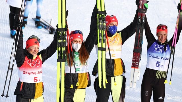 Katherine Sauerbrey, Katharina Henning, Victoria Carl und Sofie Krehl (v.