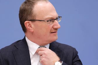 Lars Feld: Der Ökonom soll künftig Finanzminister Lindner beraten.