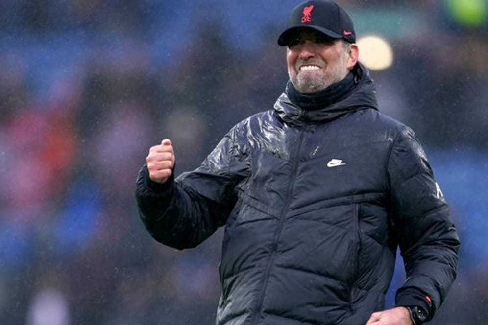 Jürgen Klopp, Trainer vom FC Liverpool, jubelt nach dem Spiel.