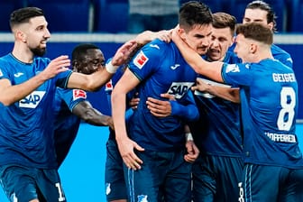 Bundesliga: Benjamin Hübner erzielte das 1:0 für die TSG Hoffenheim gegen Arminia Bielefeld.