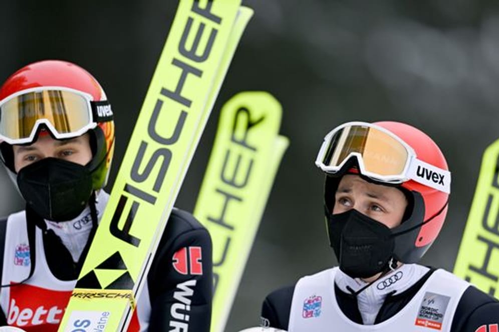 Die Kombinierer Terence Weber (l) und Eric Frenzel befinden sich noch in Quarantäne.