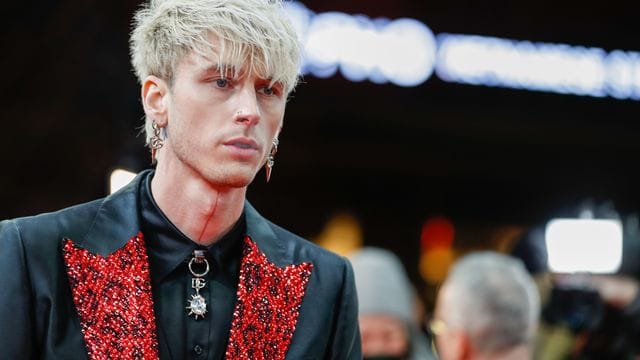 Colson Baker spielt in "Taurus" einen selbstzerstörerischen Rapper.