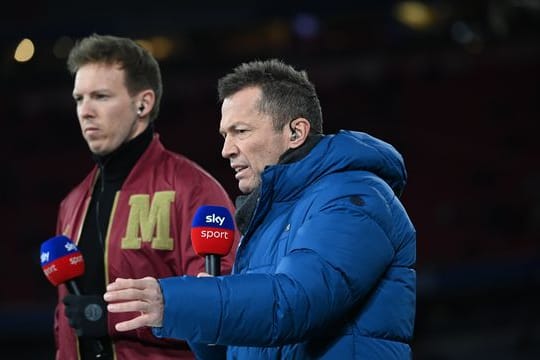 Rekordnationalspieler Lothar Matthäus (r) vor dem Bayern-Spiel gegen Salzburg: "Mir tun die Salzburger leid.