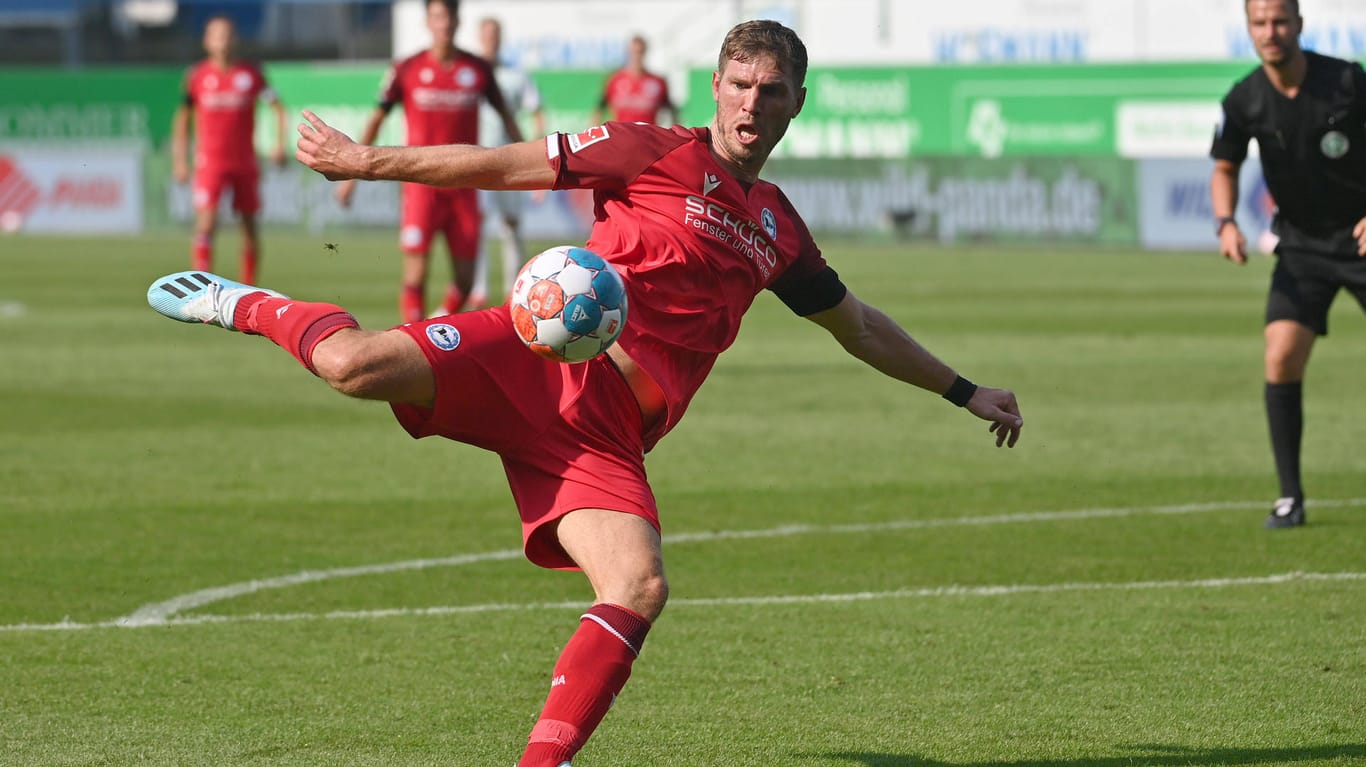 Fabian Klos ist Rekord-Torjäger von Bundesligist Arminia Bielefeld. Im Sommer endet seine Ära bei den Ostwestfalen.