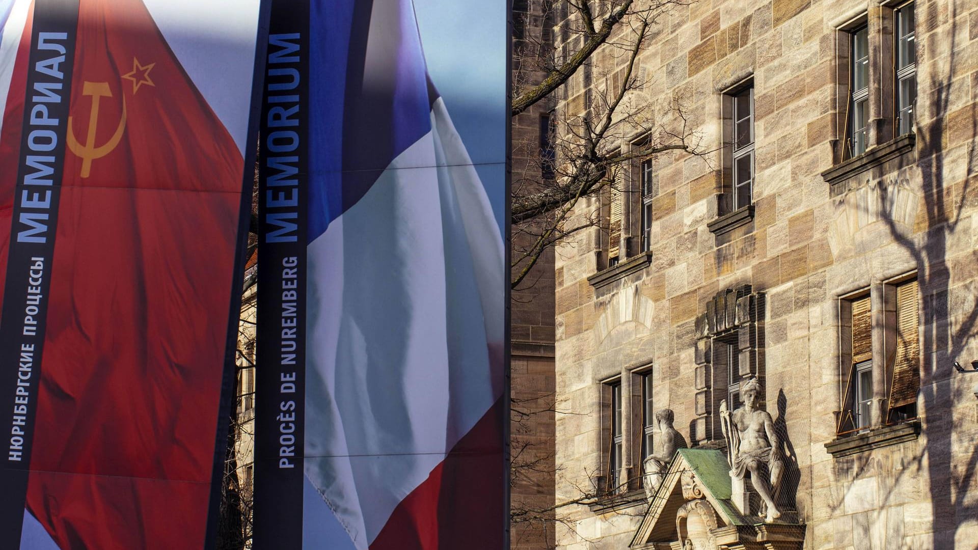 Der Nürnberger Justizpalast (Symbolbild): Auf dem Gelände soll an die Opfer rechten Terrors aus den Achtzigern erinnert werden. Der Nürnberger Justizpalast (Symbolbild): Auf dem Gelände soll an die Opfer rechten Terrors aus den Achtzigern erinnert werden.