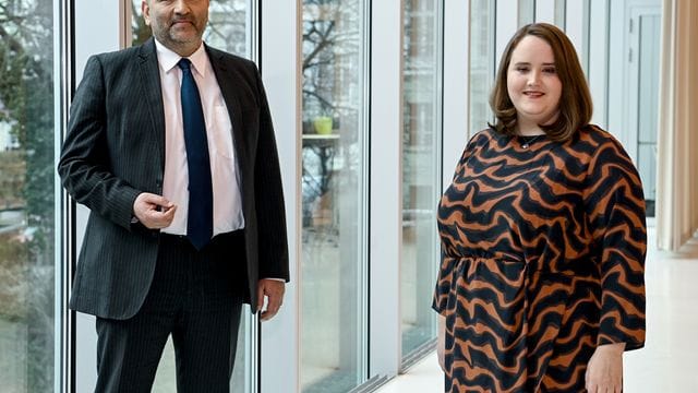 Treten die Nachfolge von Annalena Baerbock und Robert Habeck an: Ricarda Lang und Omid Nouripour. Treten die Nachfolge von Annalena Baerbock und Robert Habeck an: Ricarda Lang und Omid Nouripour.