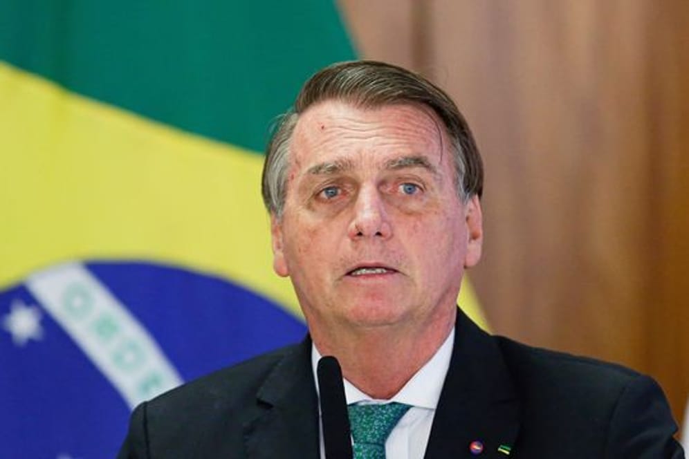 Der brasilianische Präsident Jair Bolsonaro will auch den bisher illegalen Goldabbau in indigenen Gebieten erlauben.