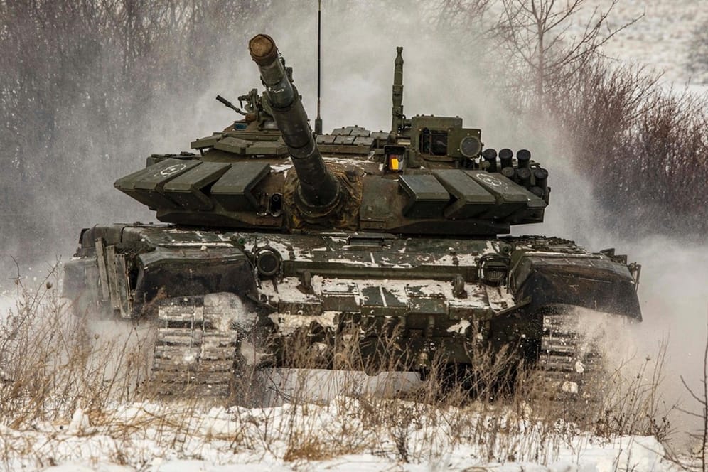 Ein russischer Panzer während einer militärischen Übung: Laut US-Berichten hat sich die Lage an der Grenze zur Ukraine erneut verändert.