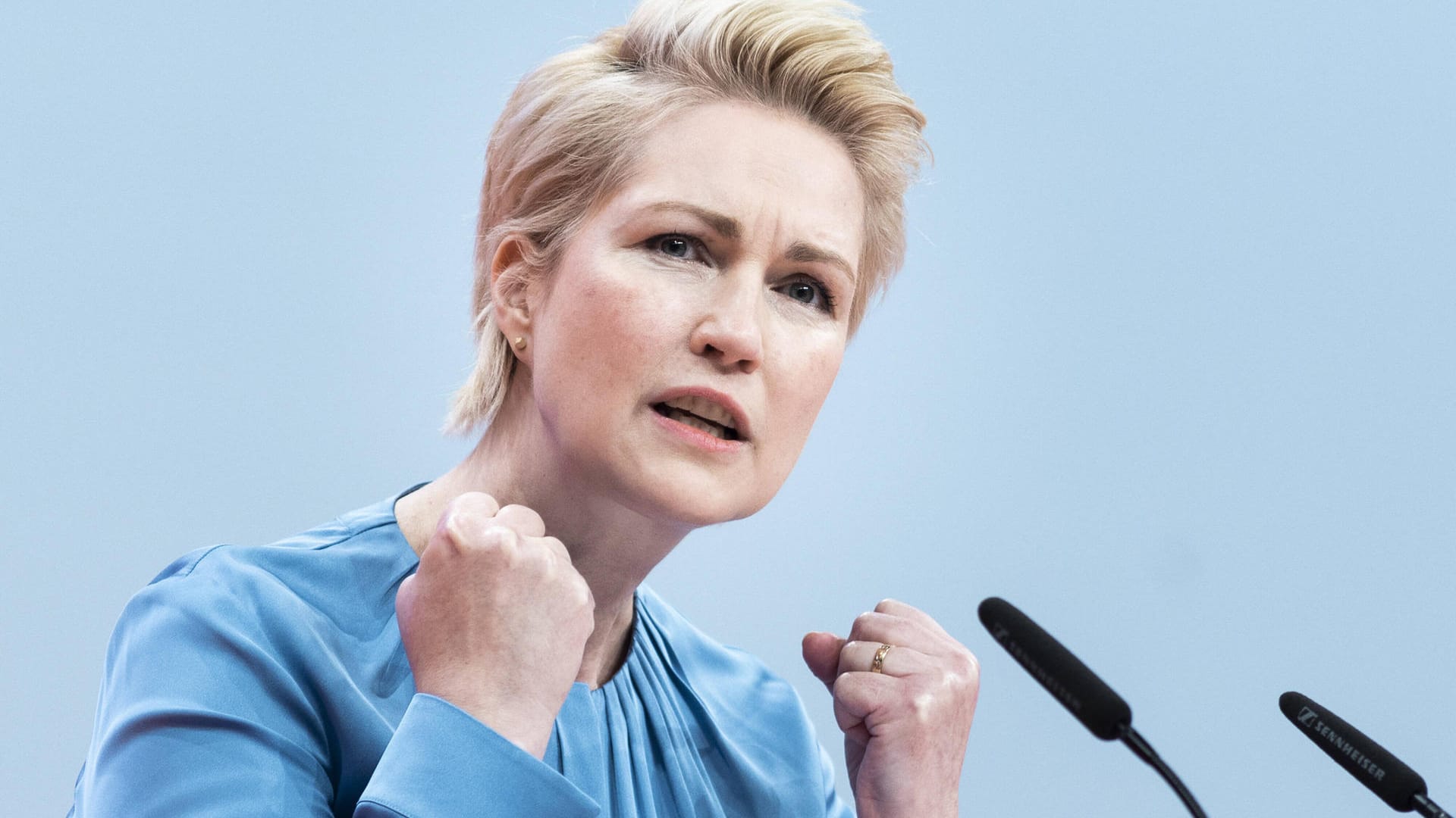 Manuela Schwesig: Die SPD-Politikerin hat eine Krebserkrankung überstanden.