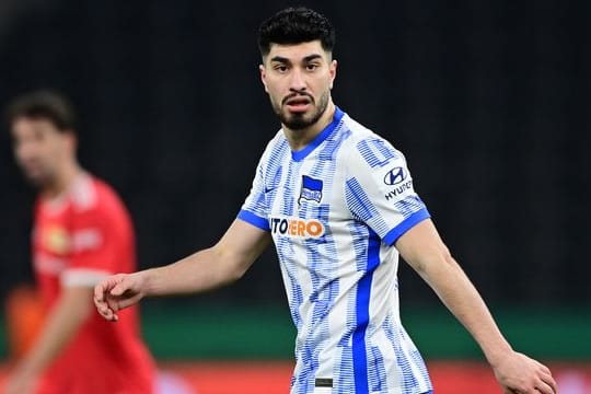 Herthas Suat Serdar ist positiv auf das Coronavirus getestet worden.
