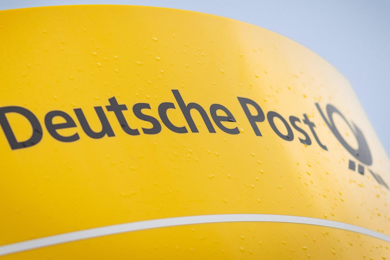 Deutsche Post: Es ist günstiger, Bücher per Büchersendung zu verschicken als als Päckchen.