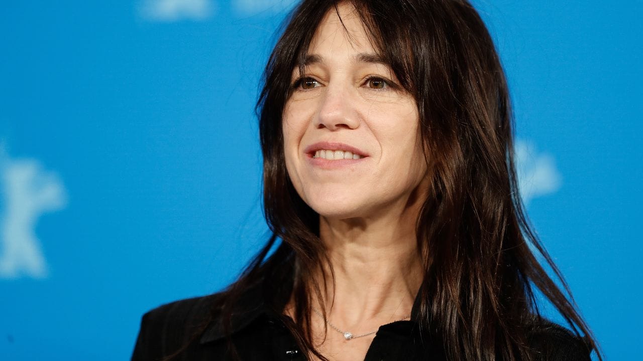 Charlotte Gainsbourg stellte ihren Film "Les Passagers de la nuit" (The Passengers Of The Night) in Berlin vor.