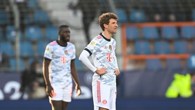 Münchens Thomas Müller (r) setzt gegen RB Salzburg auf eine Reaktion nach der Niederlage in Bochum. Münchens Thomas Müller (r) setzt gegen RB Salzburg auf eine Reaktion nach der Niederlage in Bochum.