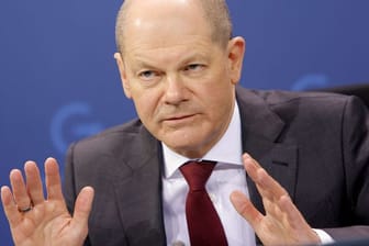 Bundeskanzler Olaf Scholz (SPD) sieht in der Corona-Pandemie "zuversichtlich nach vorne".
