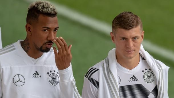 Lange Kollegen in der deutschen Natonalmannschaft: Jerome Boateng (l) und Toni Kroos.