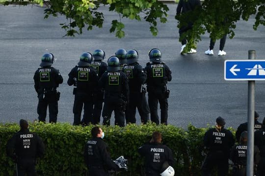 Laut einer Studie gibt es mittlerweile an Fußball-Spieltagen in Deutschland mehr Gewalt.