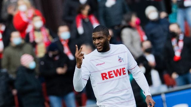 Kölns Anthony Modeste nimmt nach seiner Verletzungspause wieder am Training teil.