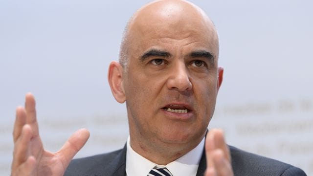 Alain Berset, Gesundheitsminister der Schweiz, bei einer Pressekonferenz.