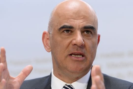 Alain Berset, Gesundheitsminister der Schweiz, bei einer Pressekonferenz.