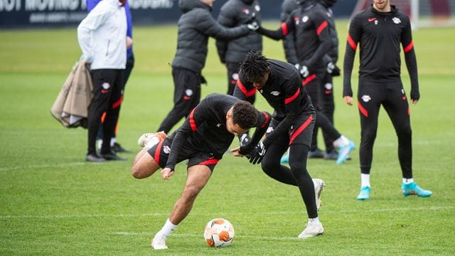 Das Abschlusstraining von RB Leipzig fand ohne Abwehrchef Willi Orban statt.