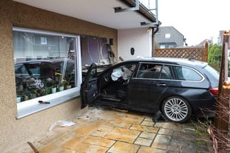 Eine Autofahrerin hat in Hagen erheblichen Schaden verursacht.