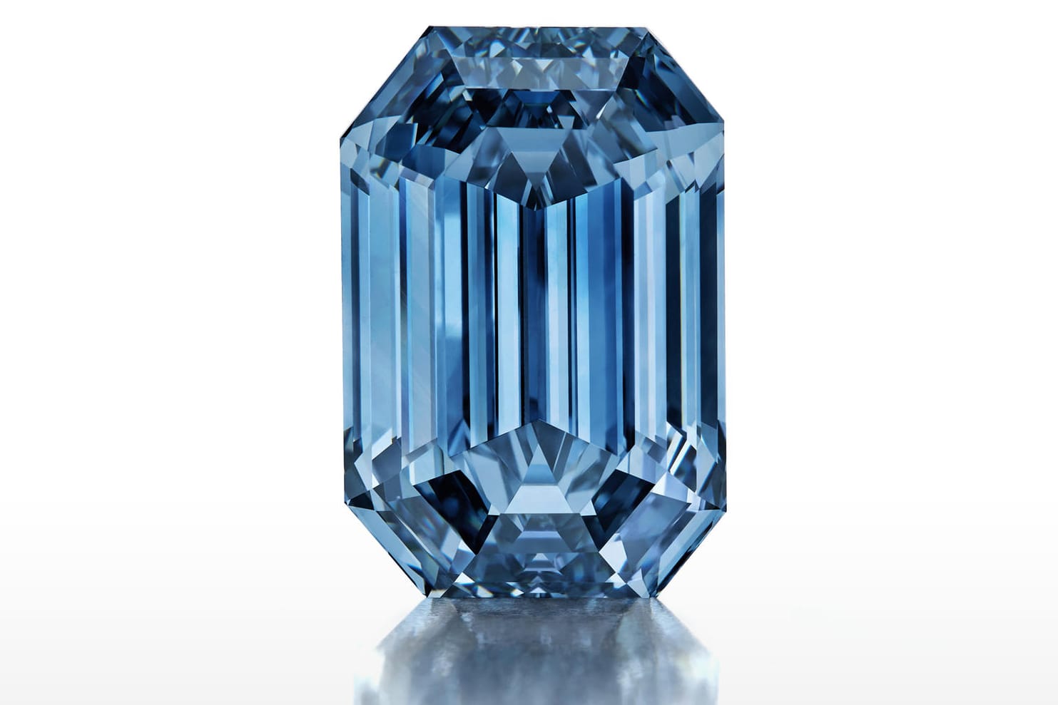 De Beers Cullinan Blue: Der "größte lupenreine blaue Diamanten im Treppenschliff."