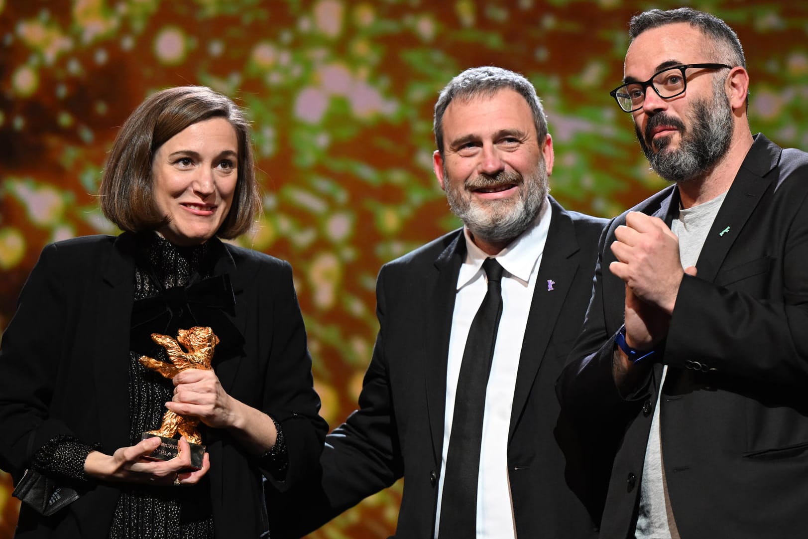 Berlinale 2022: Produzentin Carla Simon gewinnt den Goldenen Bären für den Besten Film für "Alcarras".