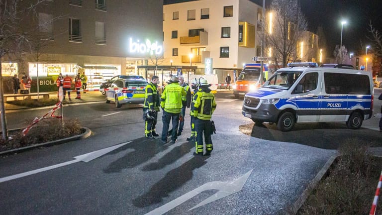 Parkplatz in Kirchheim/Teck: Die Polizei entdeckte dort am Mittwochabend zwei Tote.