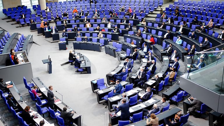Der deutsche Bundestag (Archivbild): Die Abgeordneten sollen bald eine Diätenerhöhung bekommen
